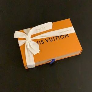 LOUIS VUITTON [Authentic] - Small gift box